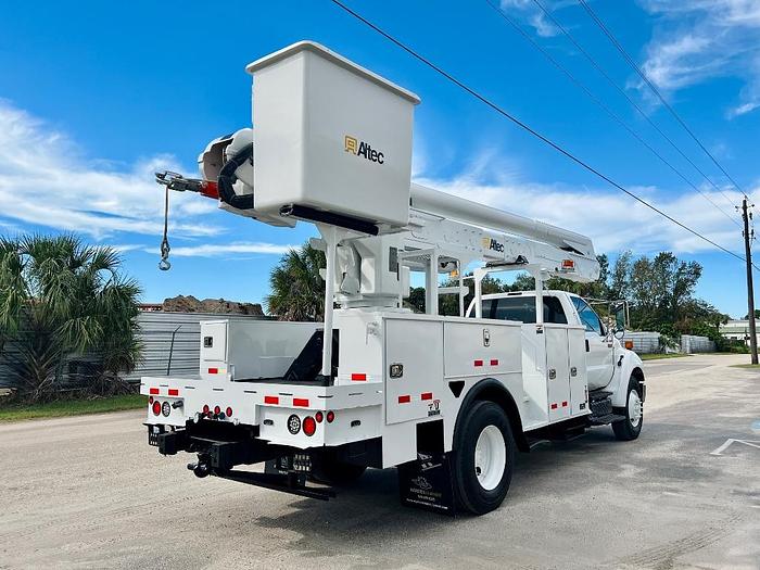 Used Altec AA55 60ft Bucket Boom on 2015 Ford F-750 4x2 Reg Cab Utility Truck - 44765