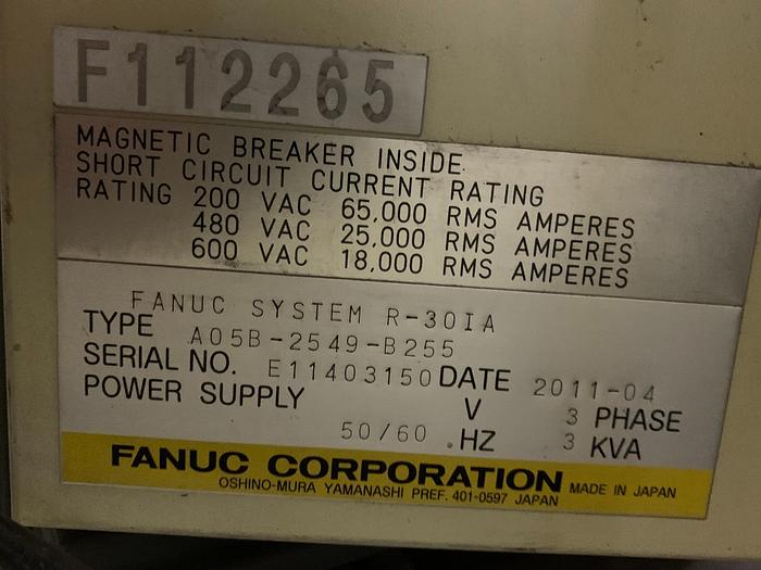 Used FANUC ARCMATE 120iC/10L 6 AXIS CNC MIG WELDING ROBOT WITH R30iA CONTROLLER
