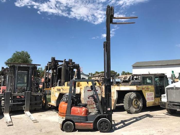 Used Toyota 42-6FGCU25 Forklift