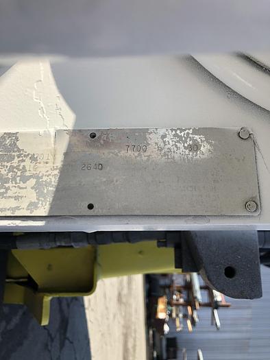 Used 12,000 POUND HYSTER ROLL CLAMP TRUCK MODEL S120XLS