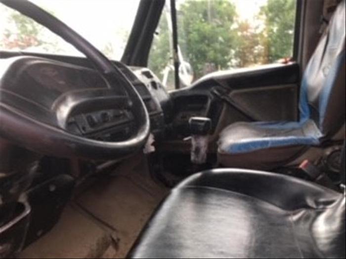 Used 1997 Ford LT8500 Water Truck