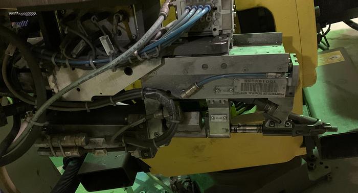 Used FANUC M900iA/350 6 AXIS CNC ROBOT WITH R30iA CONTROLLER 350KG X 2650mm REACH