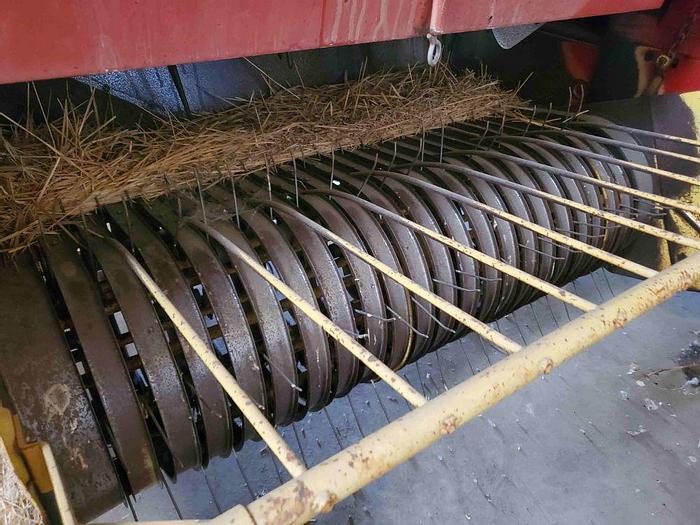 Used New Holland 505 Self-Propelled Baler