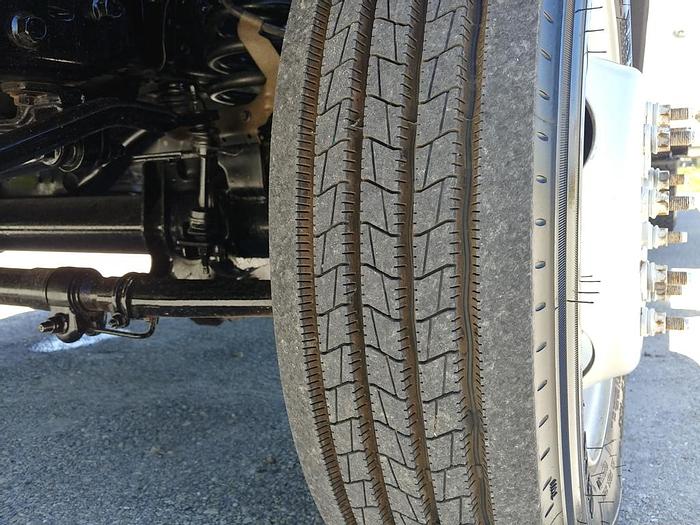 Used Versilift VST-40I 45ft Articulating & Telescopic MH Bucket Boom on 2013 Ford F550