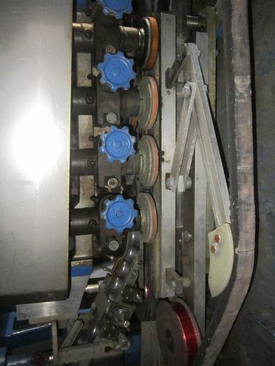 Used Capper, 8 Spindle, AC Vari Speed, 2 Tier #S739406
