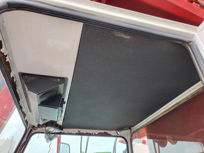 Used 2004 Stinger 4400 Bale Stacker