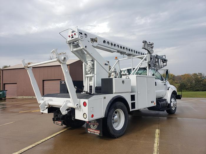 Used Very nice 2006 Ford F750 Altec Telsta T40C Cable Placer Bucket Truck. LOW MILES! Trusted Seller!