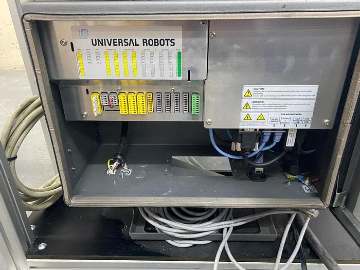 Used 2016 Universal Robots UR10 Cobot/Robot