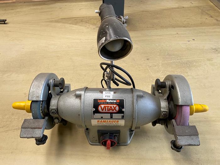 Gebraucht Doppelschleifmaschine VITAX, Landert Motoren AG Bülach V1