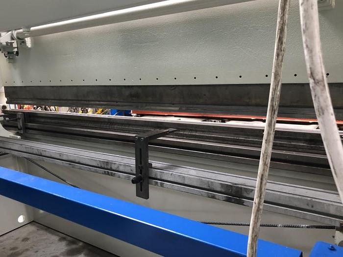 Usato PIEGATRICE LVD IDRAULICA 3000X 100