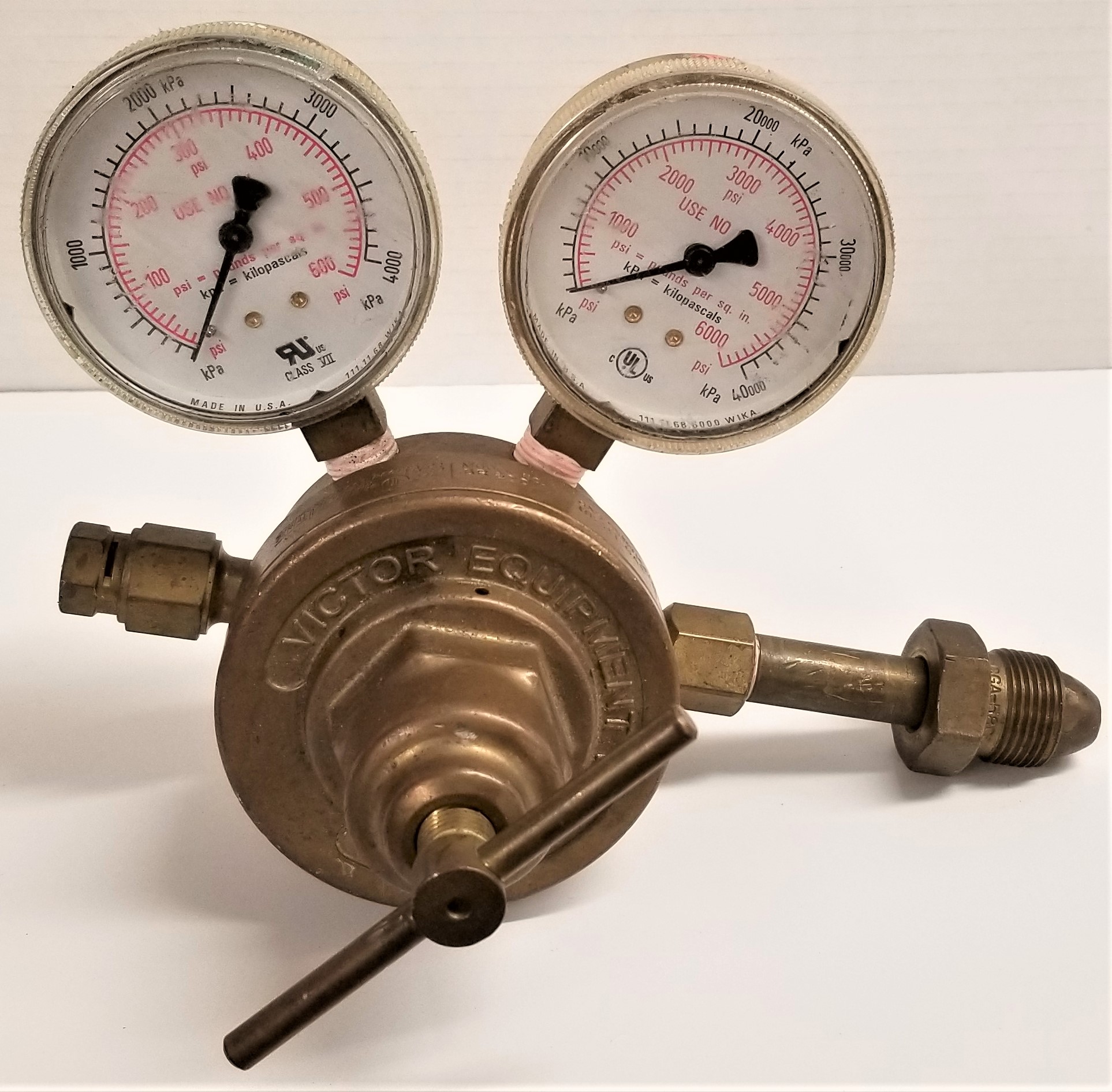 Used Victor SR 600 Inert Gas Regulator - CGA 580