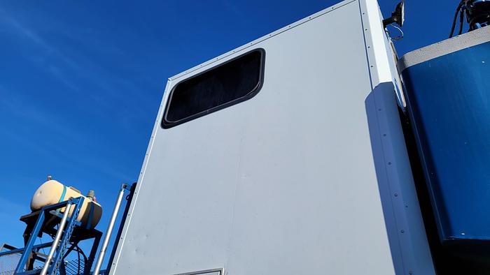 Used 2009 TEM Double Pumper Trailer