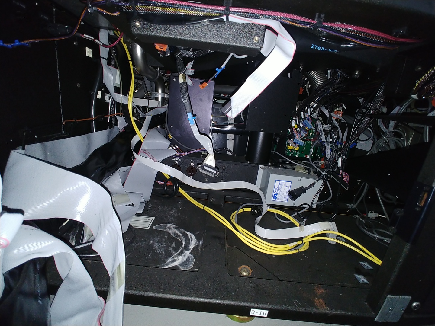 Used 1994 AMAT P5000 WEB