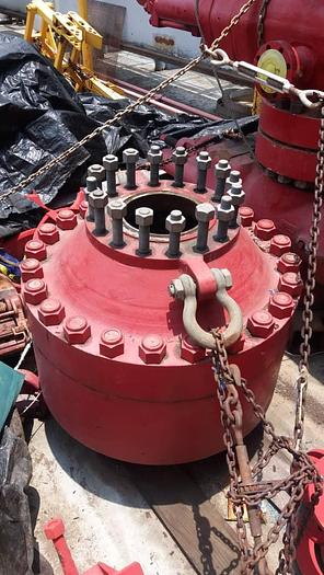 Used Cameron Blowout Preventer (H2S rated) 13-5/8 Full set