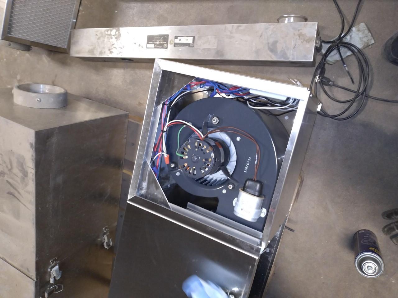 Usado TANK AIR PURIFIER MODEL MODEL: #SC-26AB FOR TANKS 15,000-30,000 GALLONS