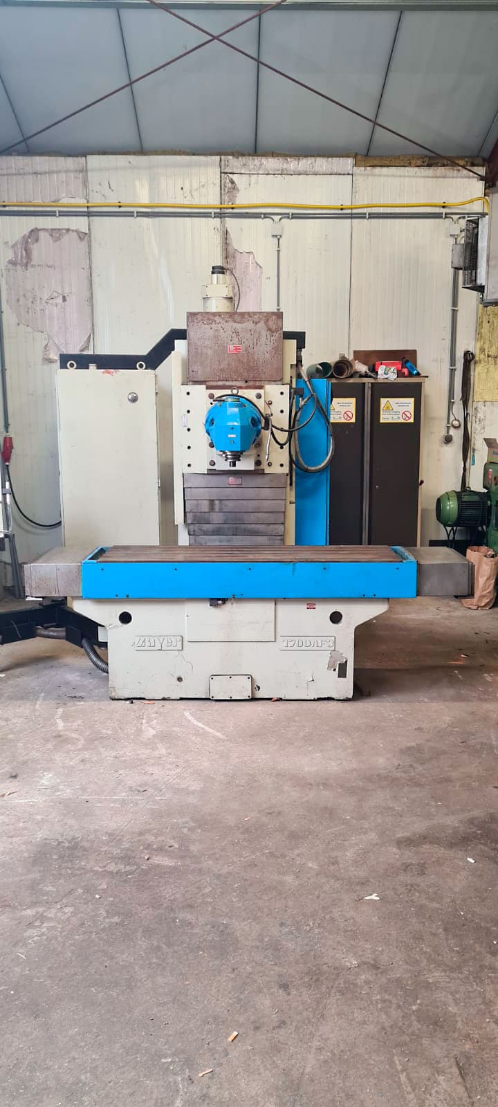 Used Zayer 1700 AF3 - Machining Centres Vertical - 1990