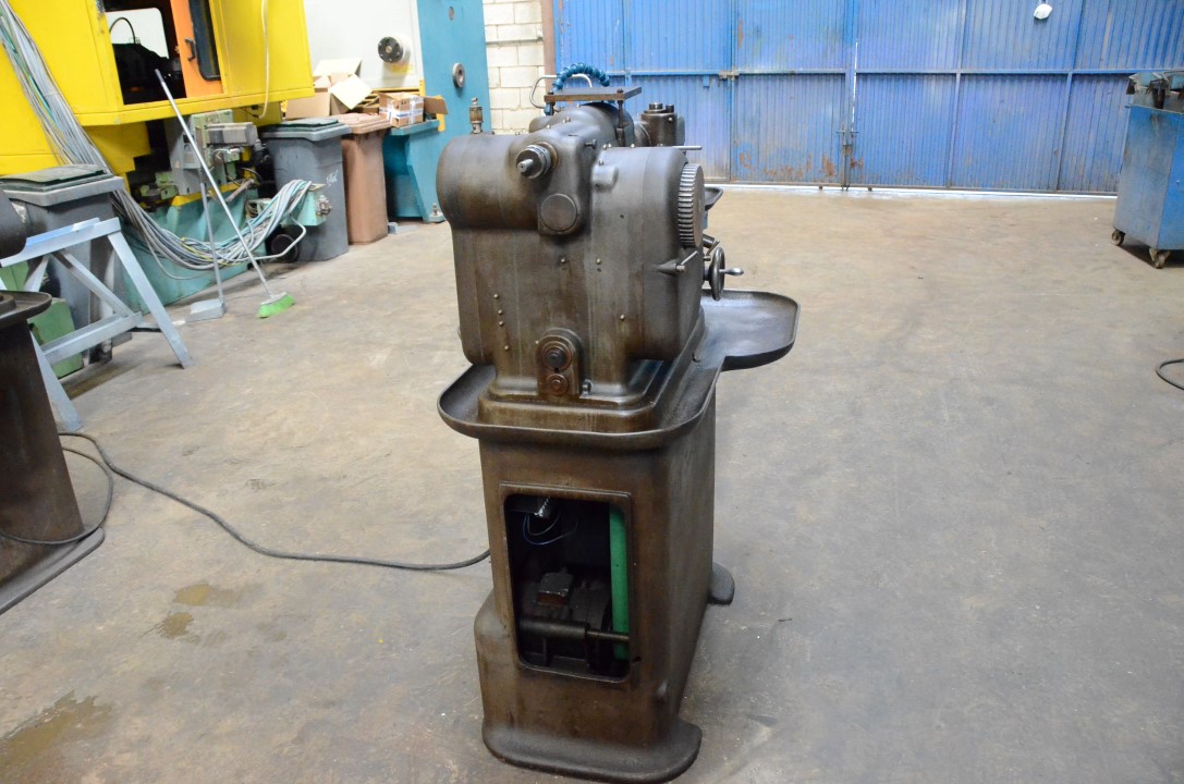 Used Gear Shaping Machine MIKRON 134 #4485