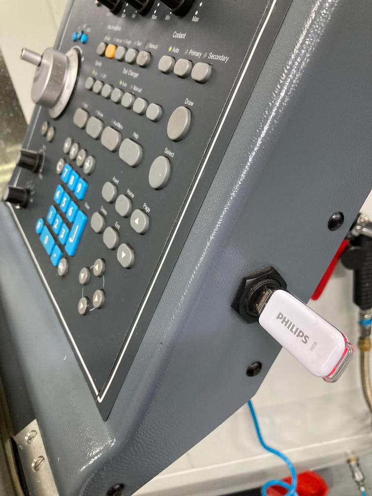 Used HURCO VM10 - 2012