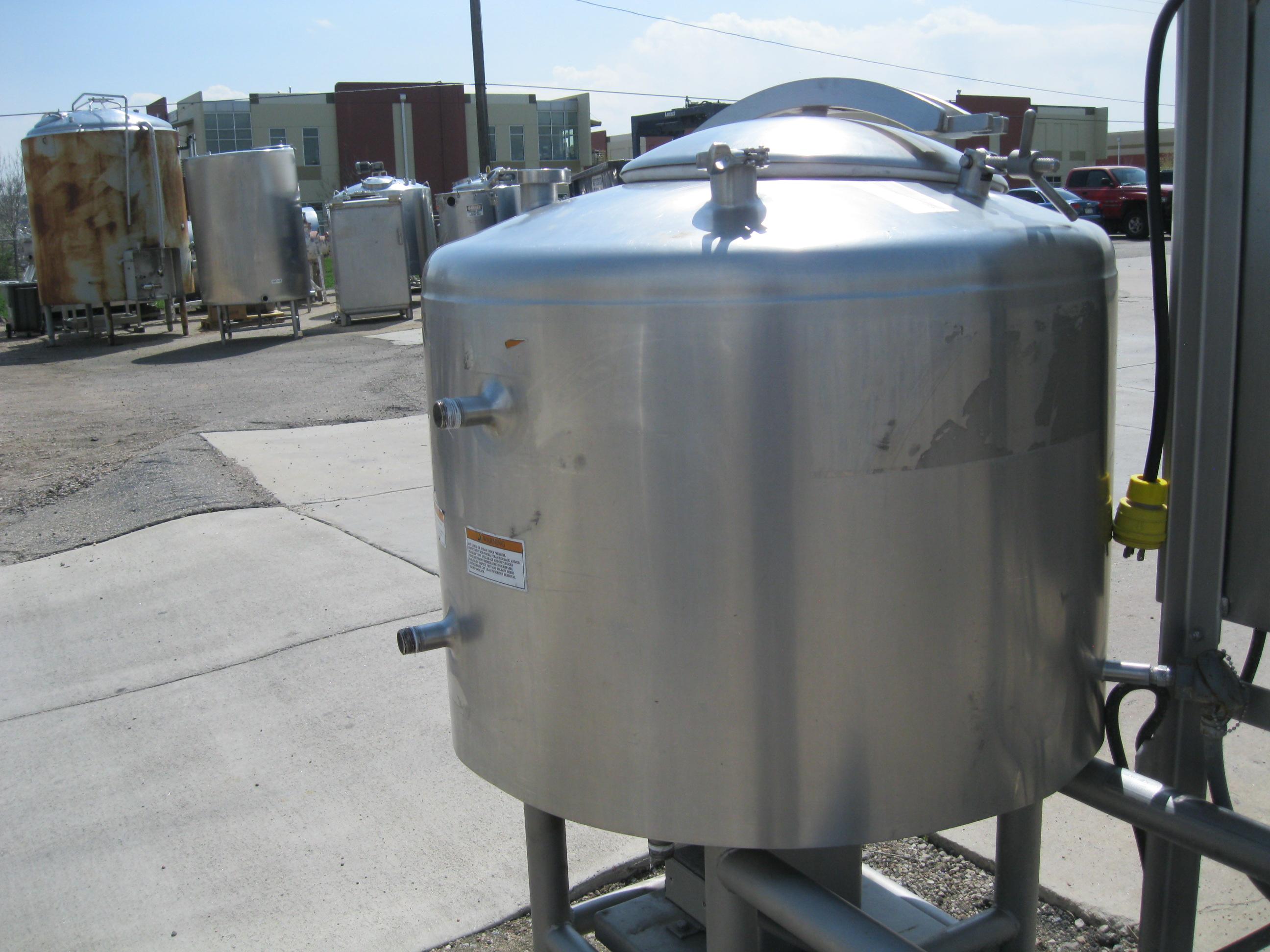 Usado 50 GALLON MIX TANK.  BREDDO LIKWFIER MODEL LORWW SERIAL D-64796-3