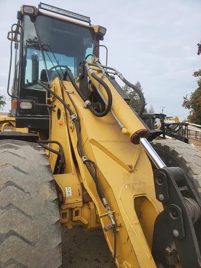 Used 2004 CAT 924G