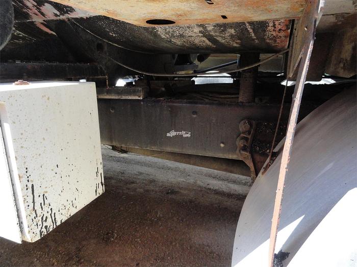 Used 1996 FORD F800