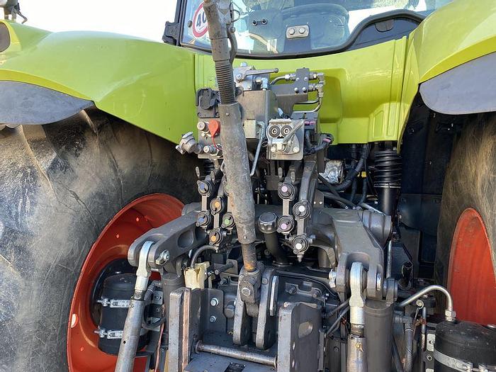 Usato 2014 CLAAS AXION 830 CMATIC