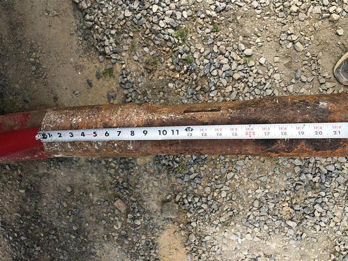 Used 13'-10" L x 3-7/8" to 4-5/16" OD Drill Stem