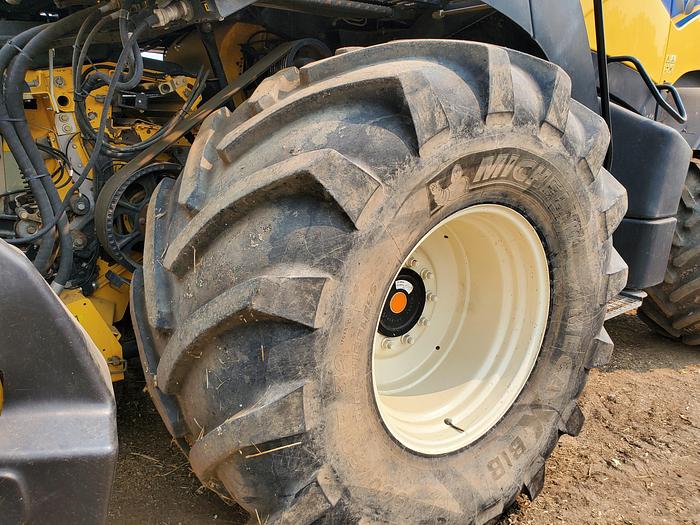 Used 2013 New Holland FR850