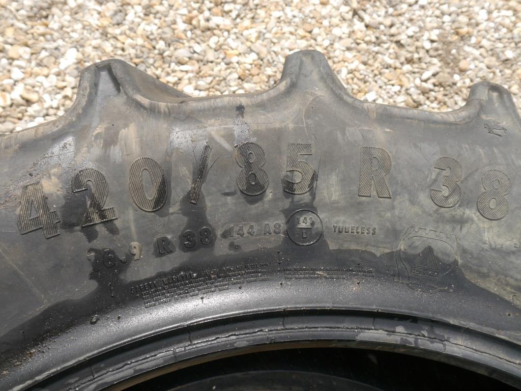 Used Continental 420/85 R38 Tyres