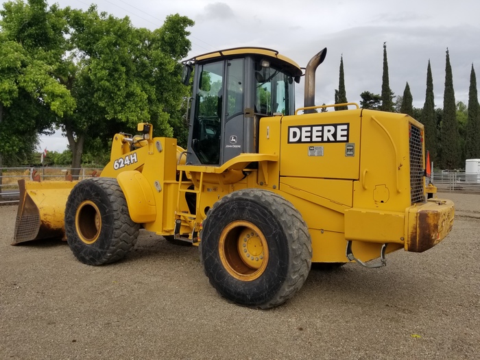 Used 2002 John Deere 624H