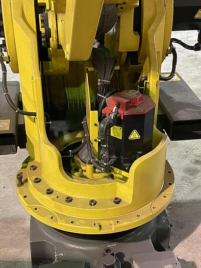 Used 2014 FANUC M900iA/260L 6 AXIS 260 kg X 3100 mm REACH ROBOT WITH R30iB CONTROLLER