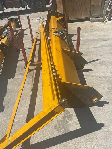 Usato GRU A BANDIERA 8