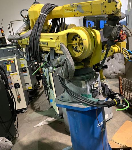 FANUC ARCMATE 120iC/10L 6 AXIS CNC MIG WELDING ROBOT WITH R30iA CONTROLLER