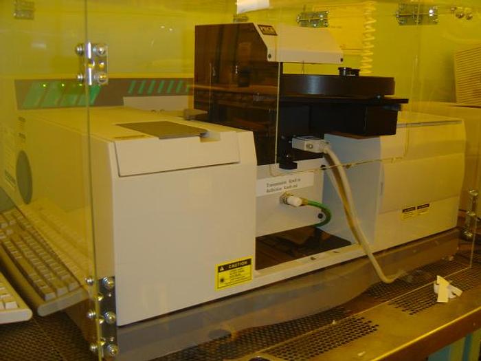 Used Nicolet Magna 560 FTIR Spectrometer