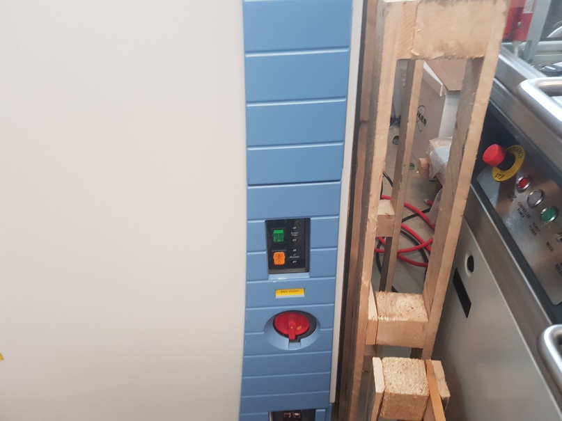 Used Thermo Scientific LTQ ORBITRAP XL Hybrid Ion Trap-Orbitrap Mass Spectrometer with Acella PDA Detector