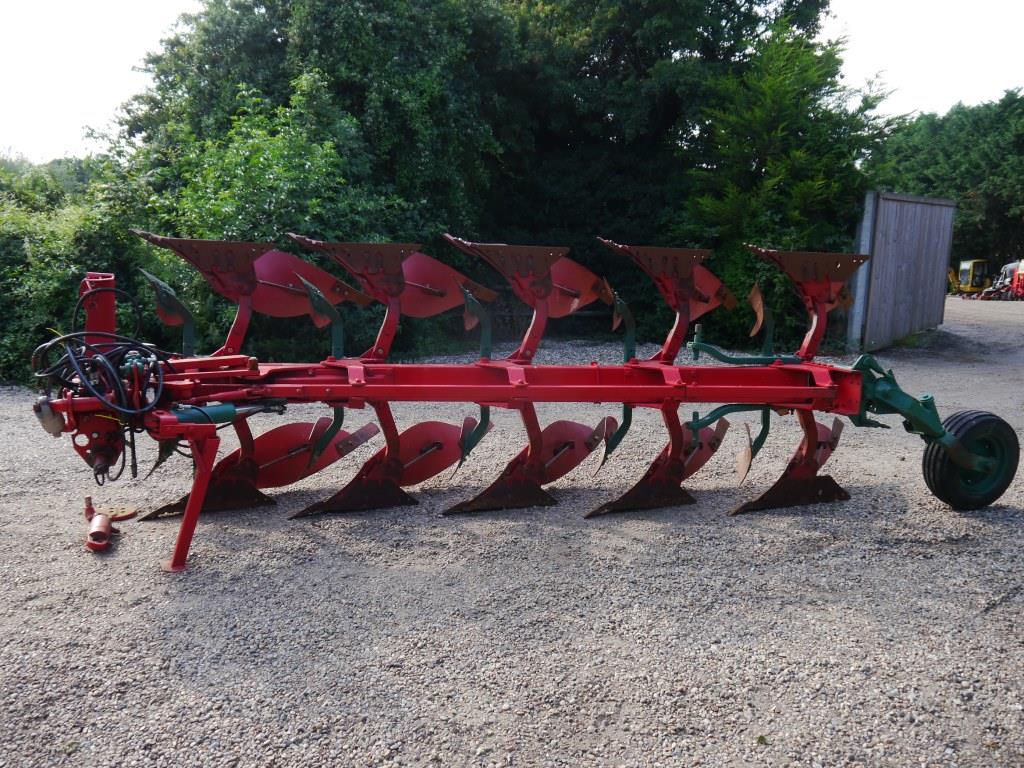 Used Kverneland LB85-160 5 Furrow Plough