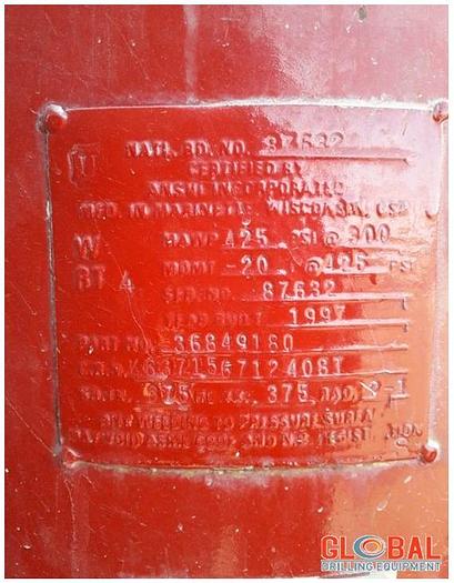 Used Item 0537 : 1997 Ingersoll-Rand XHP 900/350 Air Compressor