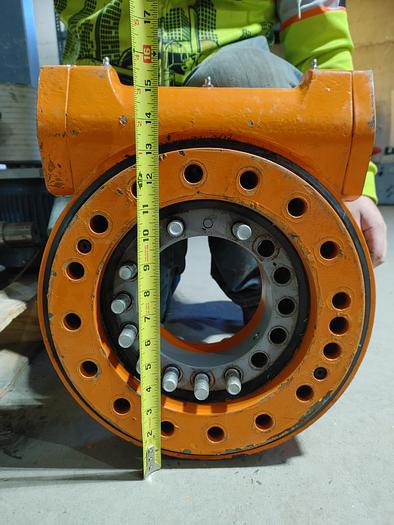 Used HFang Hourglass Worm Slewing Drive (206P) pde9a-61-r-24hl.50.200-2120