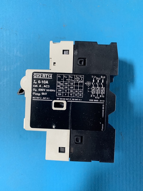 Used Telemecanique Motor Circuit Breaker GV2-RT14