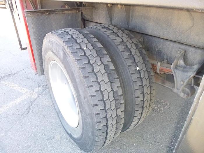 Used 2011 International 4300 Elliott L60R Sign Crane - M97776