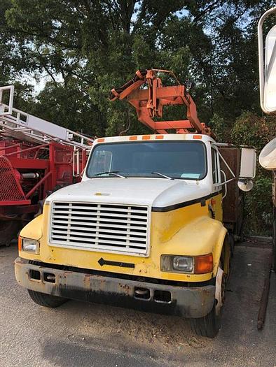 Used 1970 Mobile B56 Drill Rig
