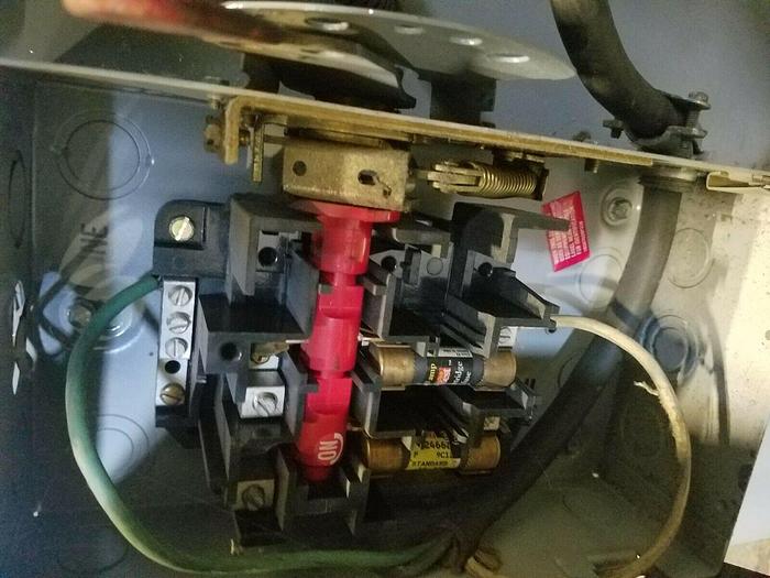 Used Lock Former 18 Gauge Sheet Metal Power Lock Former Double Sided 110V