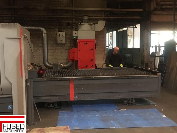 Gebruikt 2017 BYSTRONIC Bystar 3015 Fiber 10KW