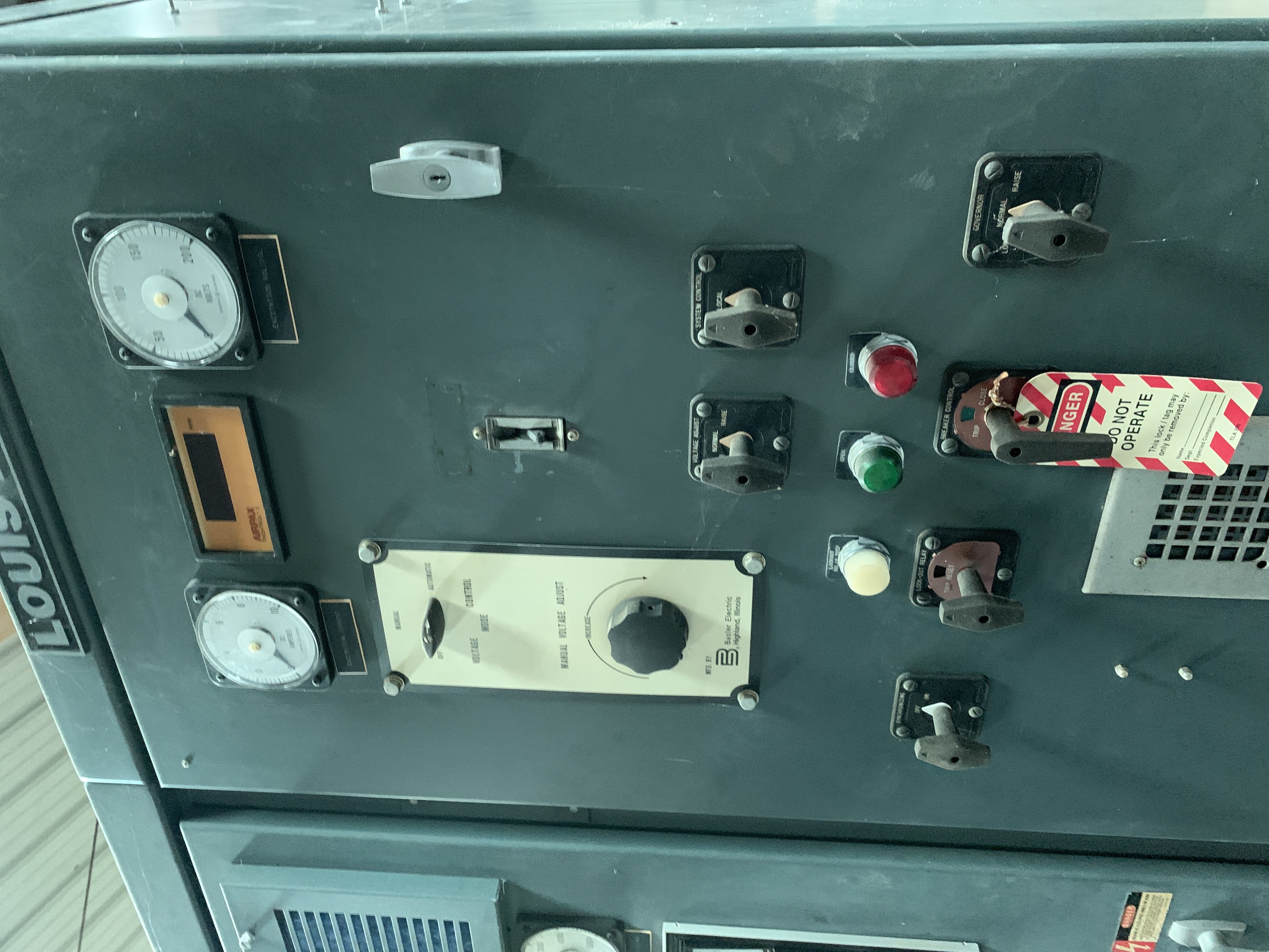 Used 1,000 kW Hydro-Electric Generating System; MFG 1985 by Teledyne / Louis-Allis