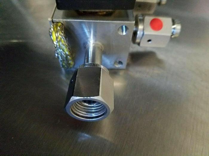 Used Solenoid Valve Manifold 11 Valves All Stainless Steel 24V