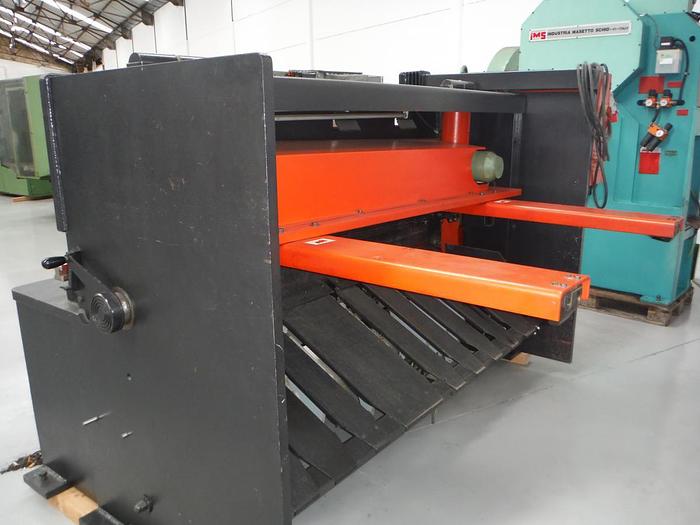 Gebruikt PLAATSCHAAR AMADA GPS 420