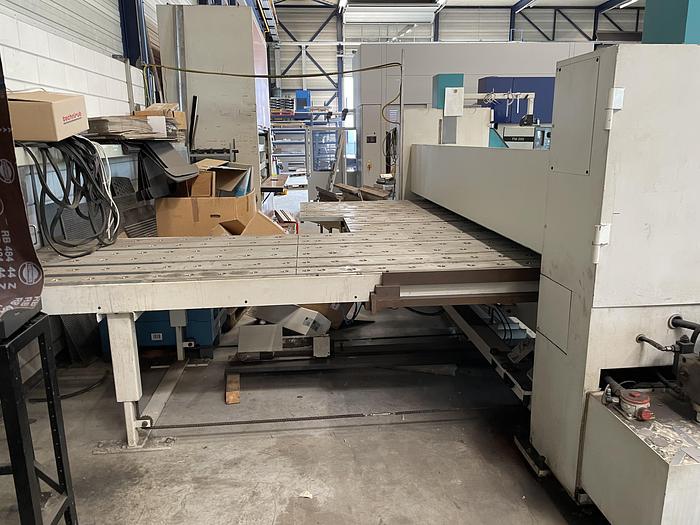Gebruikt 2000 Fasti CNC zetbank (Verwacht)