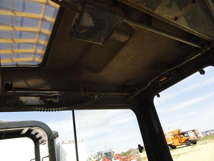 Used 2006 John Deere 27CZTS