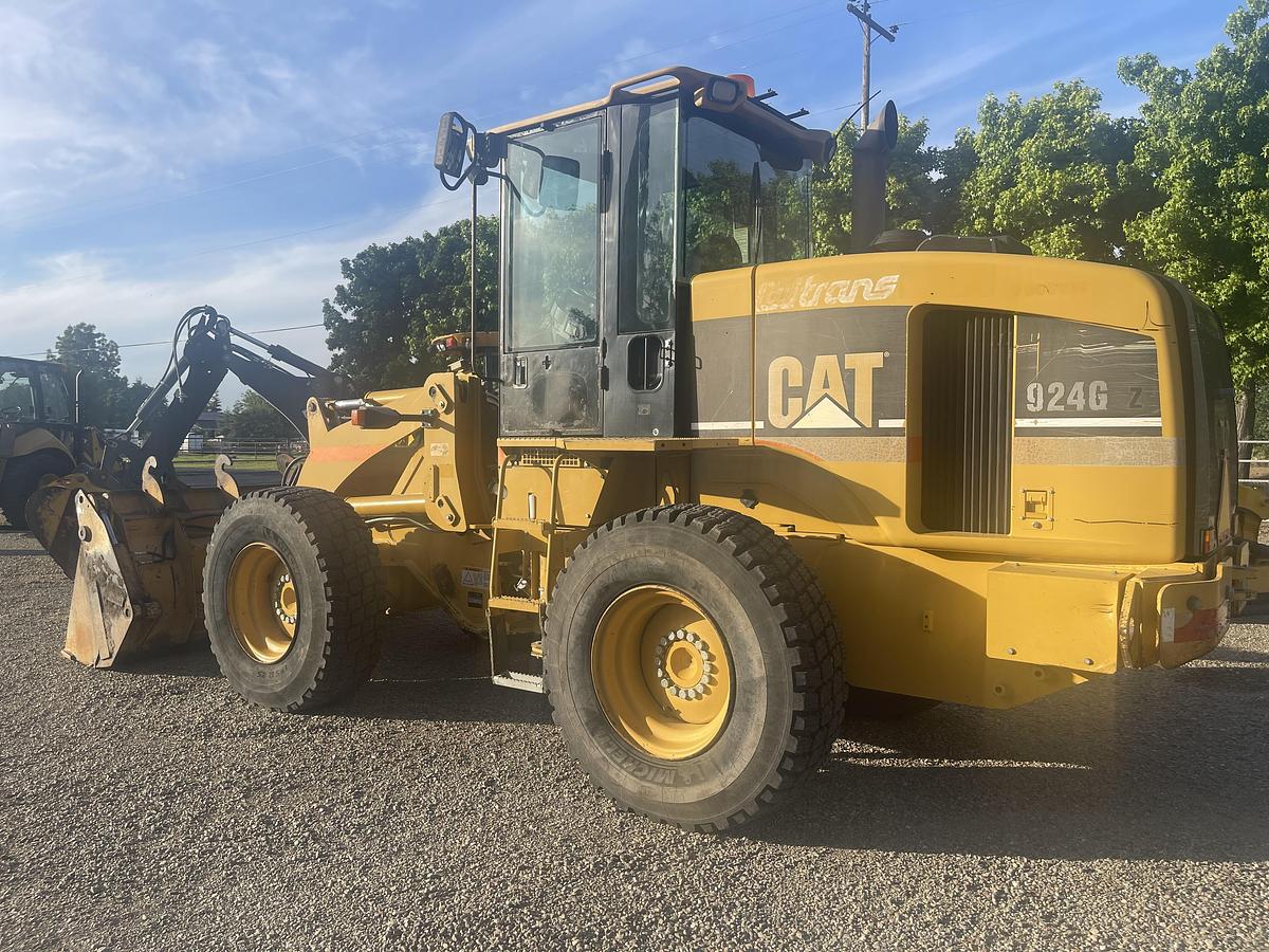 Used 2004 Cat 924GZ