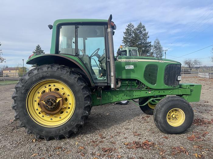 Used 2006 John Deere 7420